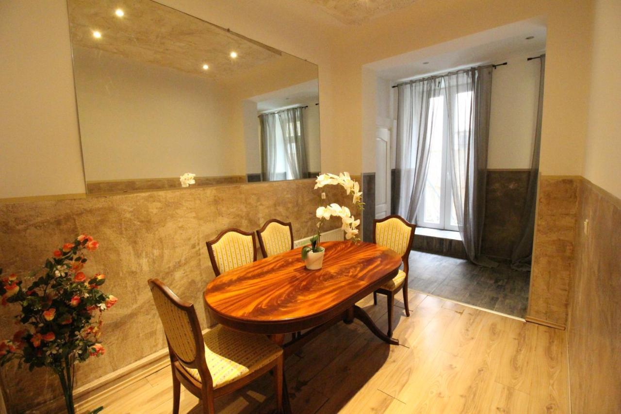 Private Triple Bedroom Rf1 Відень Екстер'єр фото