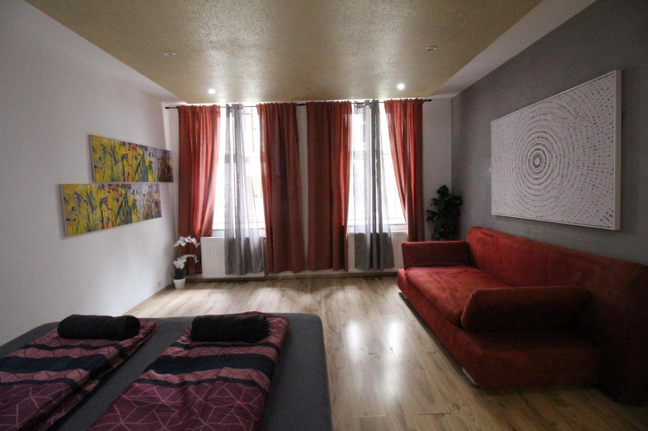 Private Triple Bedroom Rf1 Відень Екстер'єр фото